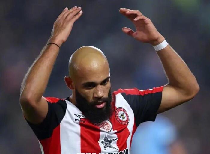 曼联三度求购姆贝莫受阻，布伦特福德坚持6300万英镑