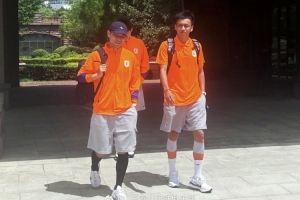 Kaiyun-7月17日下午泰山队启程前往大连，准备与大连英博队的中超联赛